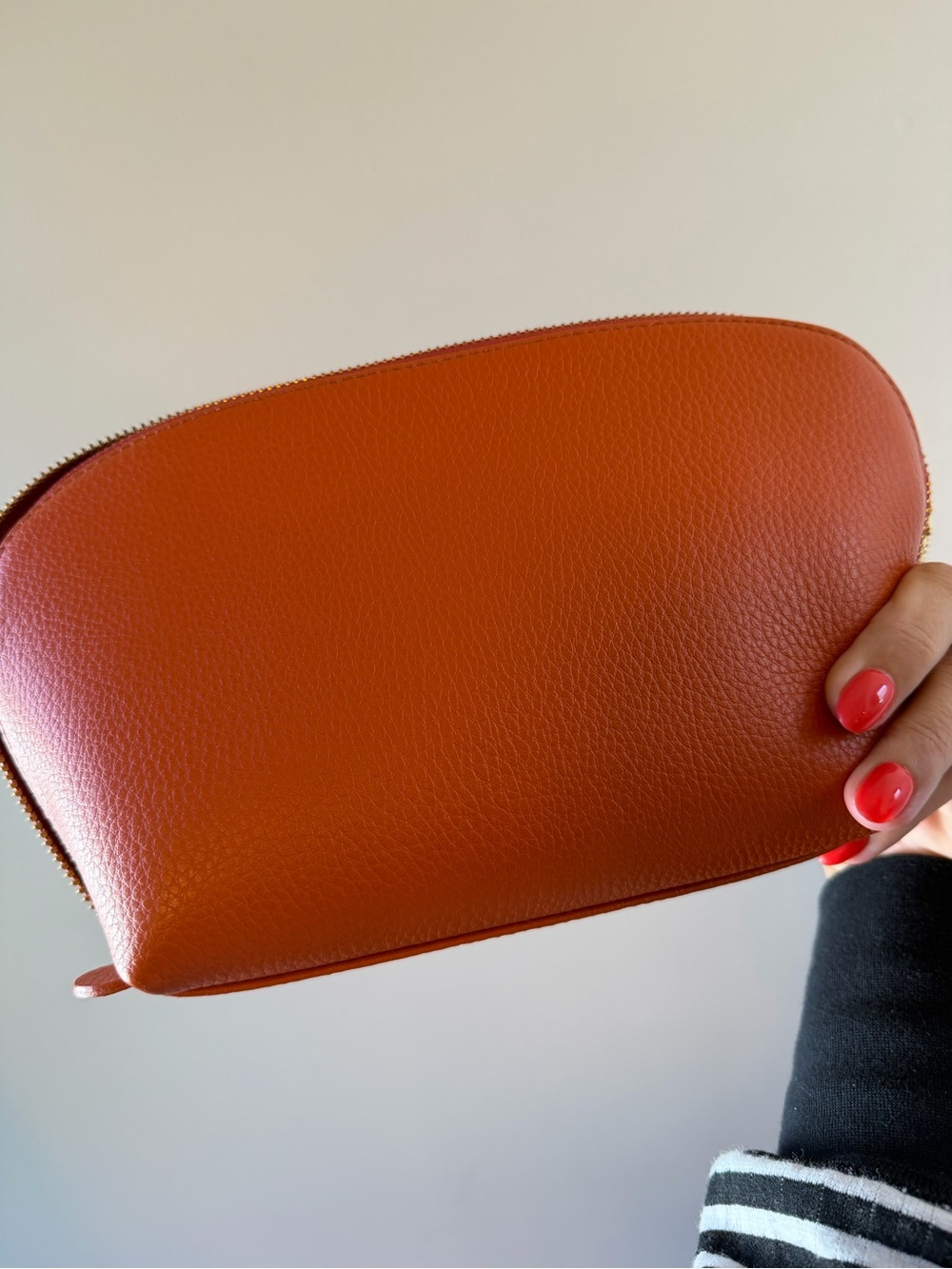 Cuyana Pebbled Leather Zip Pouch — Burnt Orange - Picture 4 of 4